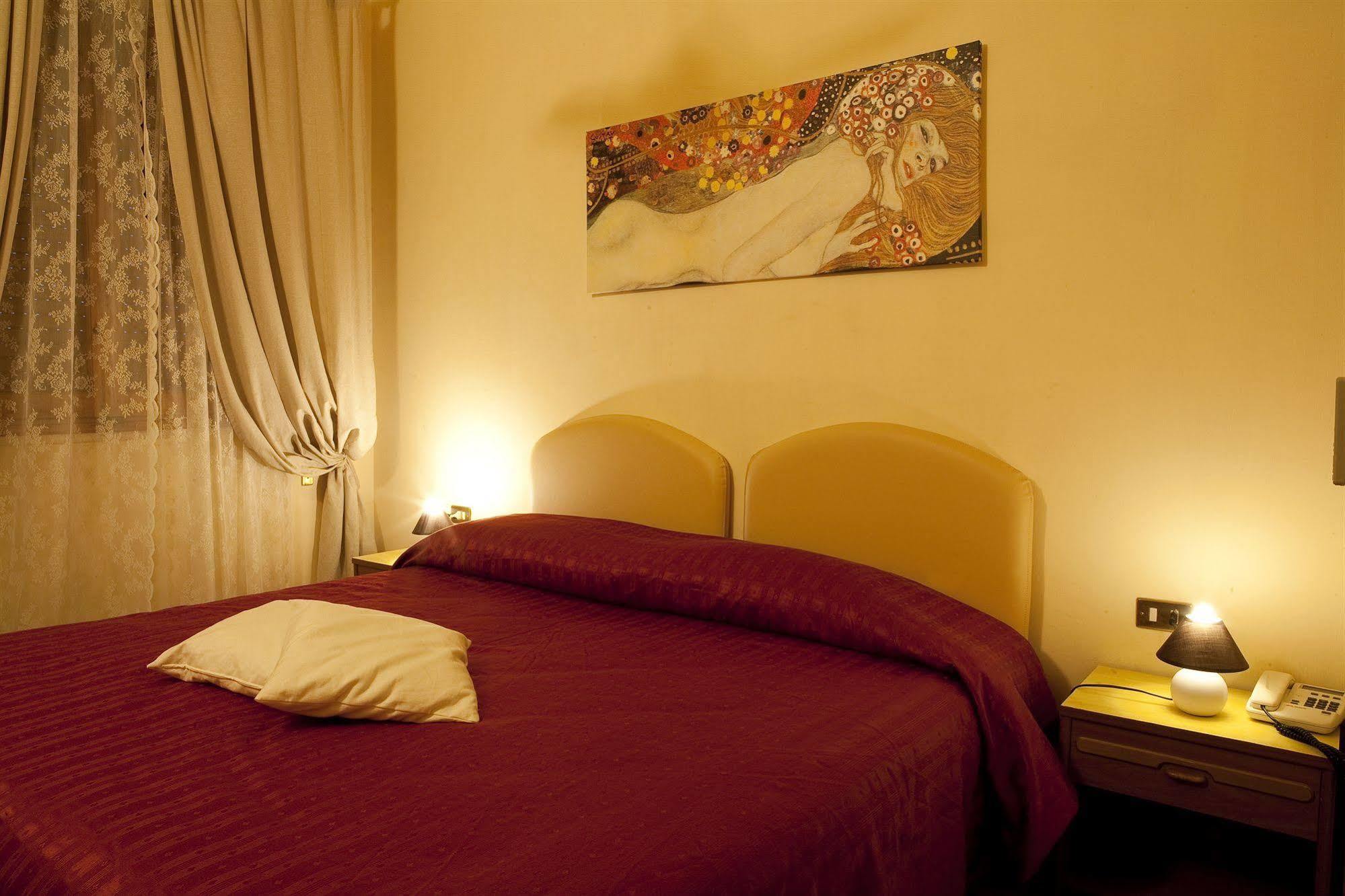Hotel Centro Campi Bisenzio Exterior photo